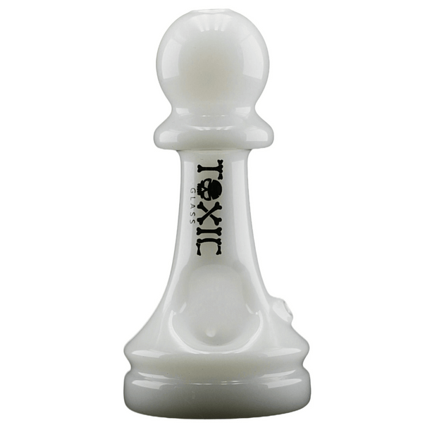 TXH8 Toxic Chess Hand Pipe in white