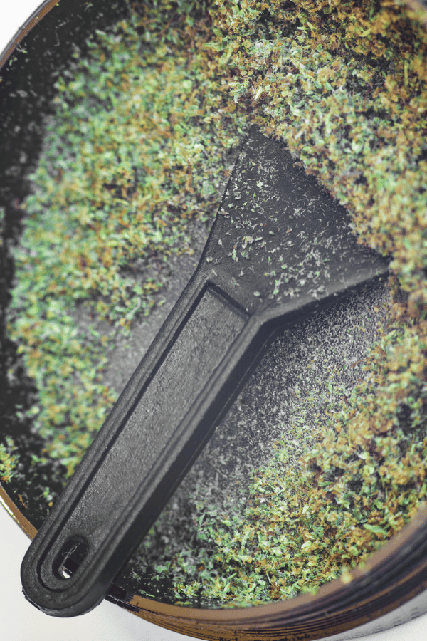 What is Kief? How to Collect and Use this Potent Cannabis Substance ...